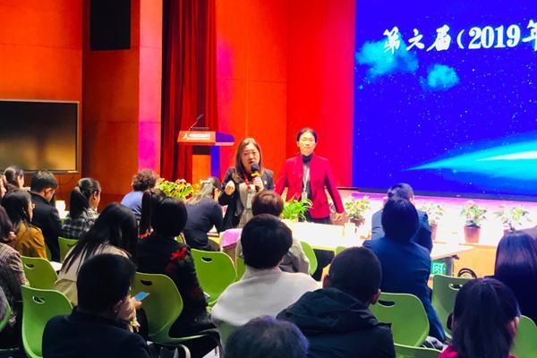 芳草地免費(fèi)資料論壇，共享知識(shí)的海洋，芳草地免費(fèi)資料論壇，知識(shí)的海洋共享平臺(tái)