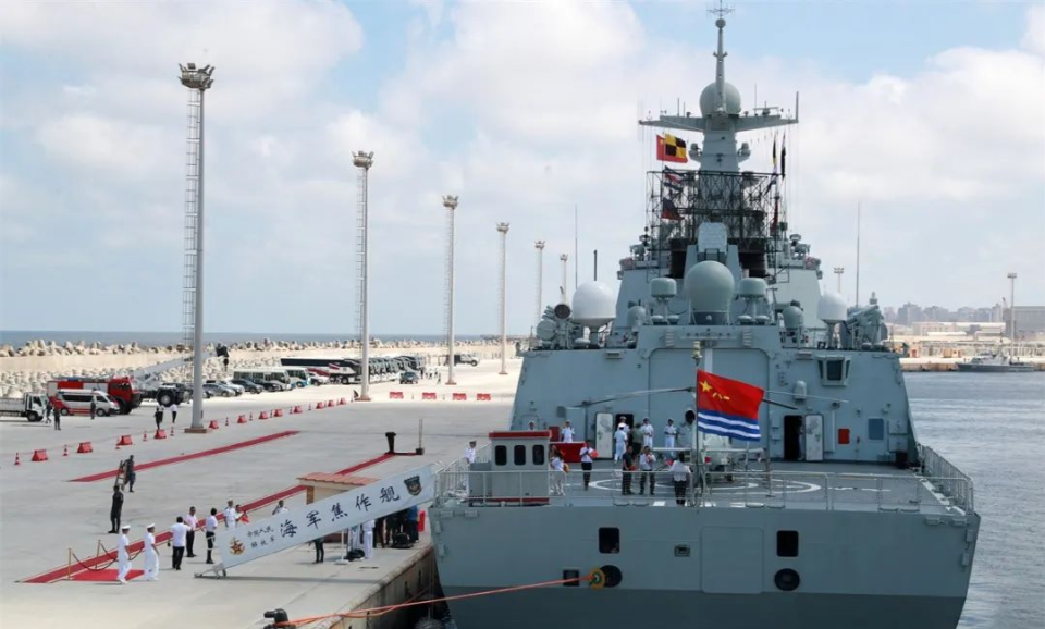 中國(guó)海軍112艦，展現(xiàn)大國(guó)海軍力量的重要標(biāo)志，中國(guó)海軍112艦，大國(guó)海軍力量的驕傲標(biāo)志