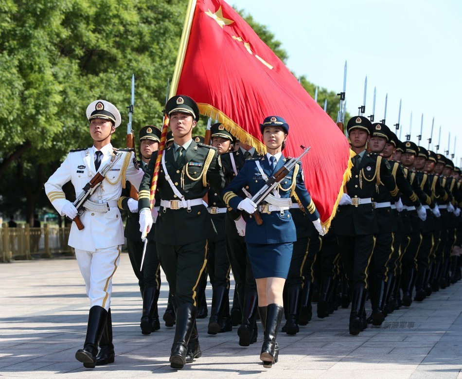 檢閱女兵儀仗隊，榮耀與力量的展現(xiàn)，檢閱女兵儀仗隊，榮耀與力量的璀璨瞬間