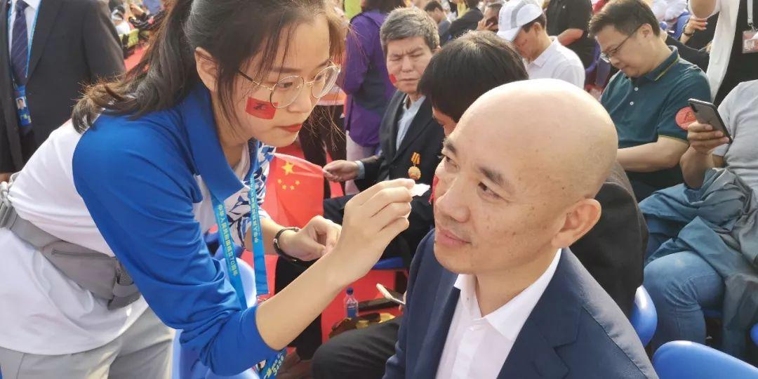 國慶閱兵視頻2019，回顧盛況，完整視頻再現(xiàn)輝煌，2019國慶閱兵回顧，盛況再現(xiàn)，輝煌視頻展現(xiàn)