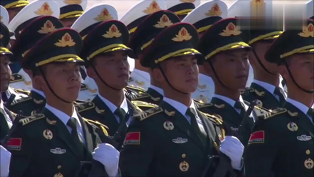 三軍儀仗隊霸氣視頻，展現(xiàn)雄壯軍威與卓越風(fēng)采，三軍儀仗隊雄壯風(fēng)采霸氣展現(xiàn)視頻，彰顯卓越軍威與風(fēng)采