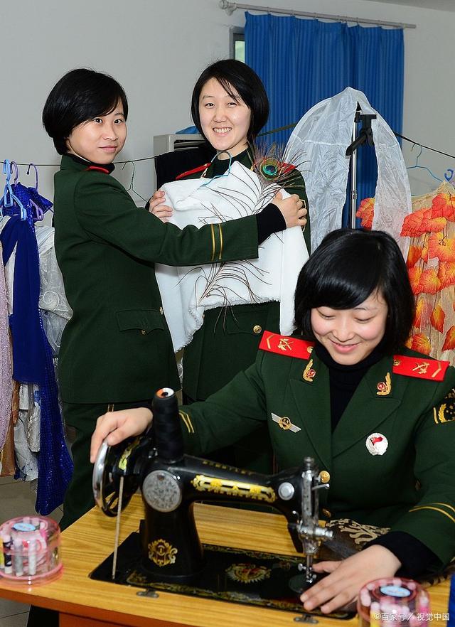 女兵背后的家庭，探尋她們的成長與力量源泉，女兵背后的家庭，成長與力量之源的探尋