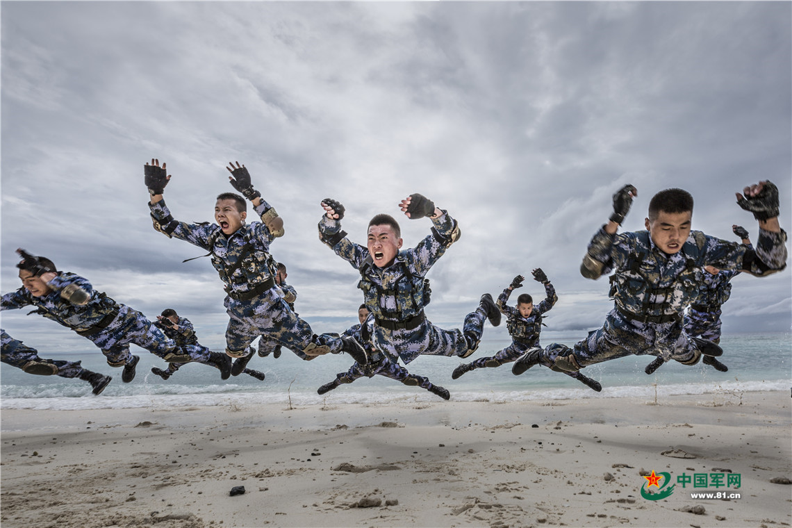 最新軍事圖片高清壁紙，展現(xiàn)現(xiàn)代軍事力量之美，現(xiàn)代軍事力量之美，高清壁紙軍事圖片展示