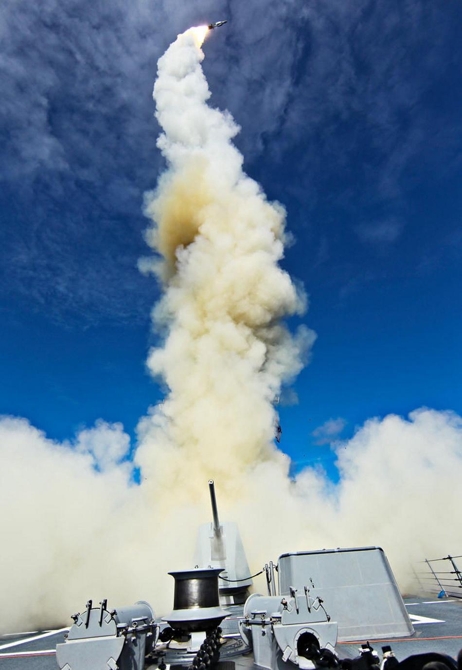 導彈驅逐艦與護衛(wèi)艦的區(qū)別，深入解析兩種軍艦的特性和功能，導彈驅逐艦與護衛(wèi)艦特性與功能深度解析，兩大軍艦類型之差異解析