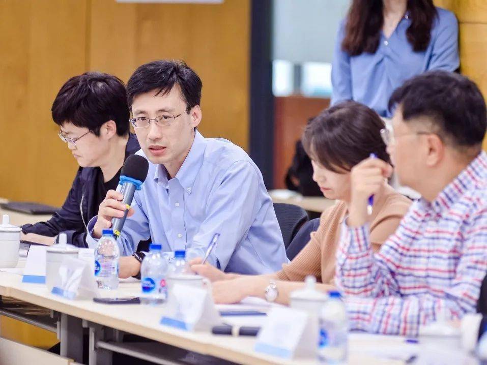 王中王一肖中持嗎？深度解析背后的故事與真相，揭秘王中王一肖背后的故事與真相，深度解析與真相探討