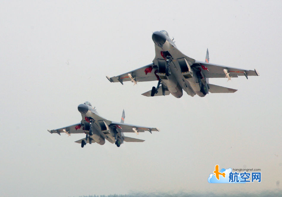 殲-11B戰(zhàn)機，中國空中力量的璀璨明珠，殲-11B戰(zhàn)機，中國空中力量的耀眼明珠