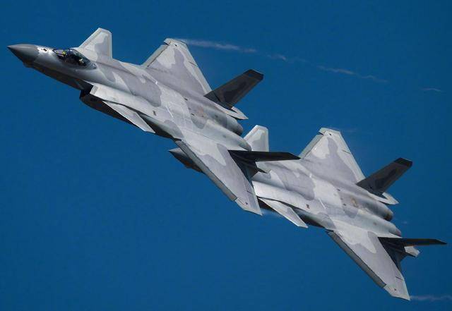 殲-20服役數量揭秘，中國空軍隱身戰(zhàn)斗機的蓬勃發(fā)展，揭秘殲-20服役數量，中國空軍隱身戰(zhàn)斗機蓬勃發(fā)展態(tài)勢