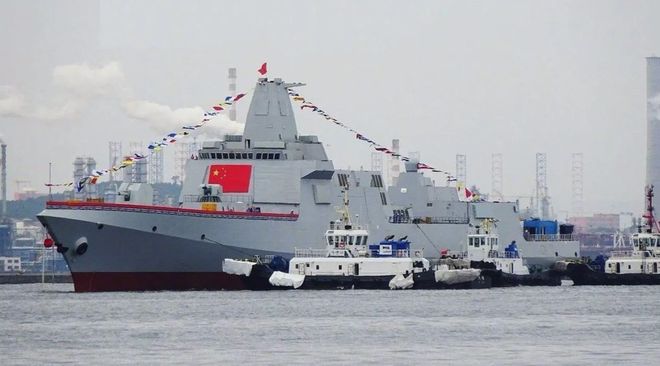 兩艘全新055B艦即將下水，引領(lǐng)海軍現(xiàn)代化新篇章，兩艘全新055B艦即將下水，開(kāi)啟海軍現(xiàn)代化新紀(jì)元
