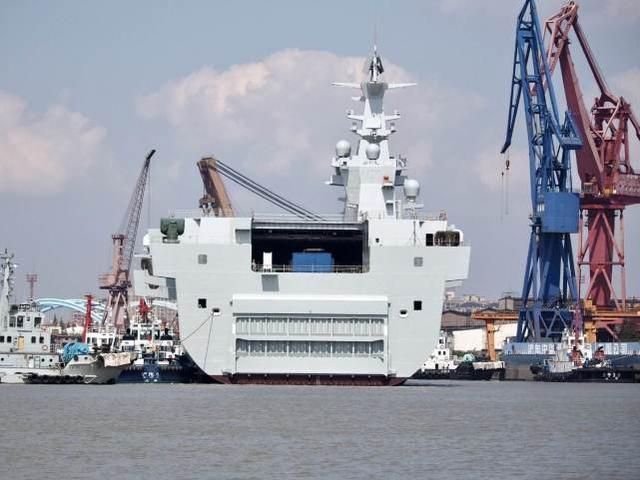 中國海軍075型兩棲攻擊艦尺寸參數(shù)詳解，中國海軍075型兩棲攻擊艦尺寸參數(shù)全面解析