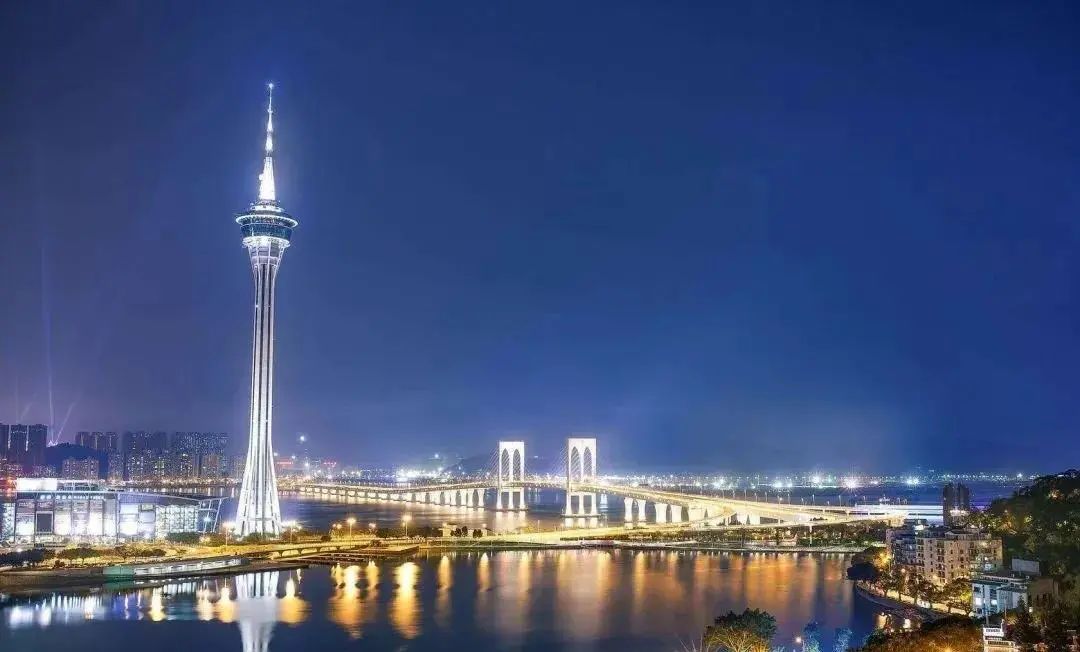 新澳2025澳門期期準(zhǔn)，探索未來博彩業(yè)的趨勢(shì)與機(jī)遇，澳門博彩業(yè)未來趨勢(shì)展望，新澳2025的機(jī)遇與挑戰(zhàn)