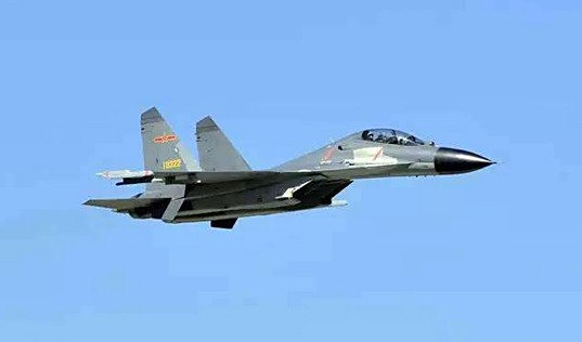 殲11與殲16戰(zhàn)斗機(jī)，深入解析兩款戰(zhàn)機(jī)區(qū)別圖解，殲11與殲16戰(zhàn)斗機(jī)深度對(duì)比，圖解兩款戰(zhàn)機(jī)差異