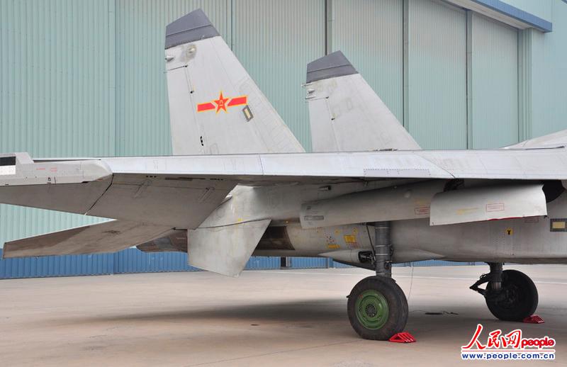 殲-35首次公開(kāi)露面，揭示五代戰(zhàn)機(jī)新篇章，殲-35首次亮相揭示五代戰(zhàn)機(jī)新篇章