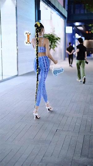 姐姐，不可以這么做，姐姐，請勿如此行事