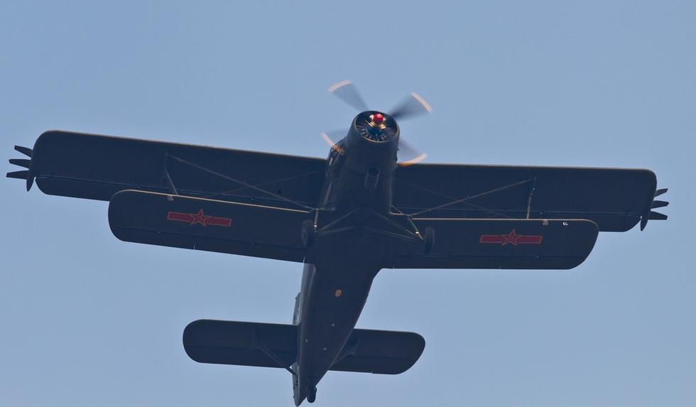 運(yùn)-5運(yùn)輸機(jī)的優(yōu)勢及其在航空領(lǐng)域的重要性，運(yùn)-5運(yùn)輸機(jī)的優(yōu)勢及其在航空領(lǐng)域的核心地位