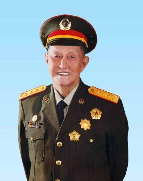 現(xiàn)任中國(guó)人民解放軍總參謀長(zhǎng)是誰(shuí)，深度解析我軍領(lǐng)導(dǎo)核心的新成員，中國(guó)人民解放軍總參謀長(zhǎng)深度解析，新領(lǐng)導(dǎo)核心成員揭秘