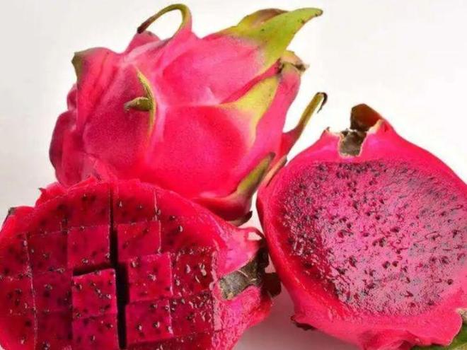 火龍果，營養(yǎng)豐富的熱帶水果之王，火龍果，熱帶水果之王的豐富營養(yǎng)