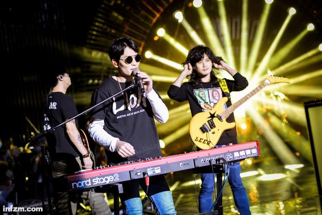 李健個(gè)人資料簡(jiǎn)介，音樂才子的人生軌跡，李健，音樂才子的人生軌跡概覽