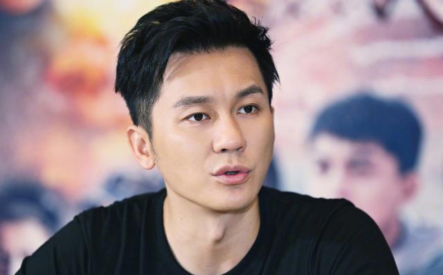 李晨