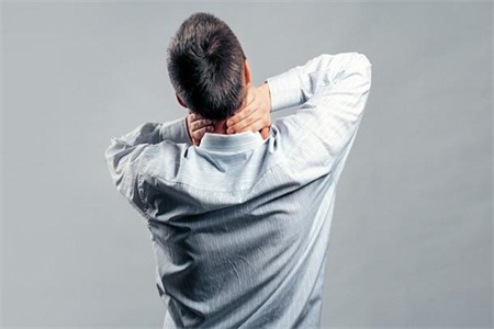 落枕了如何迅速恢復(fù)？全面指南幫你解決煩惱，落枕全面解決指南，如何快速恢復(fù)，告別煩惱？