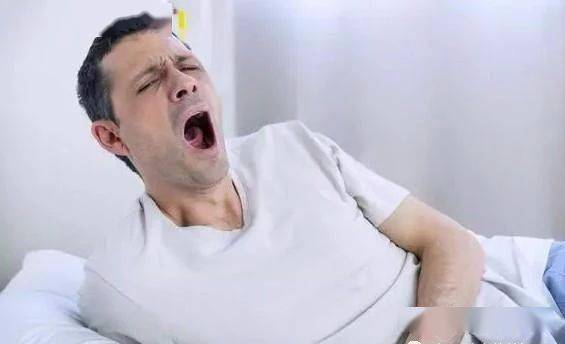 血脂高的人睡覺三大表現(xiàn)及其相關(guān)影響，高血脂患者夜間三大表現(xiàn)及潛在影響