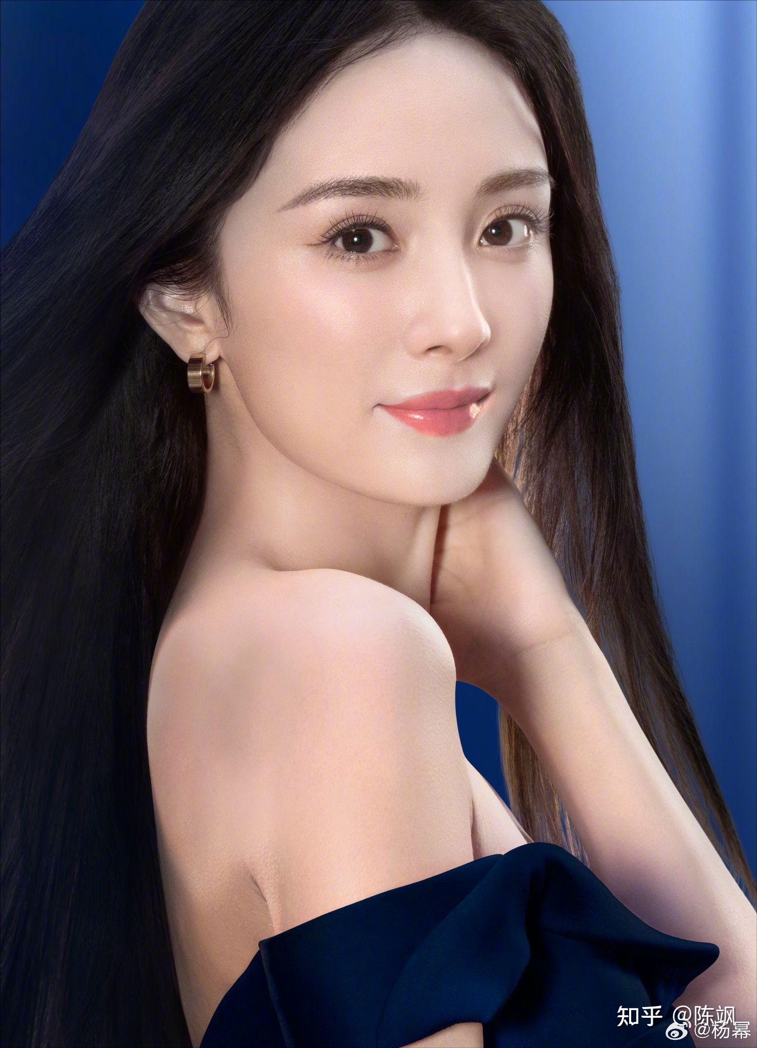 現(xiàn)在女明星誰(shuí)最漂亮，美麗璀璨的新星閃耀娛樂圈，女明星璀璨新星閃耀娛樂圈，誰(shuí)最美麗璀璨？