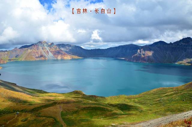 國(guó)內(nèi)秋季旅游勝地推薦，十一月去哪里旅游最佳？，十一月國(guó)內(nèi)秋季旅游勝地推薦，秋季旅游最佳去處指南