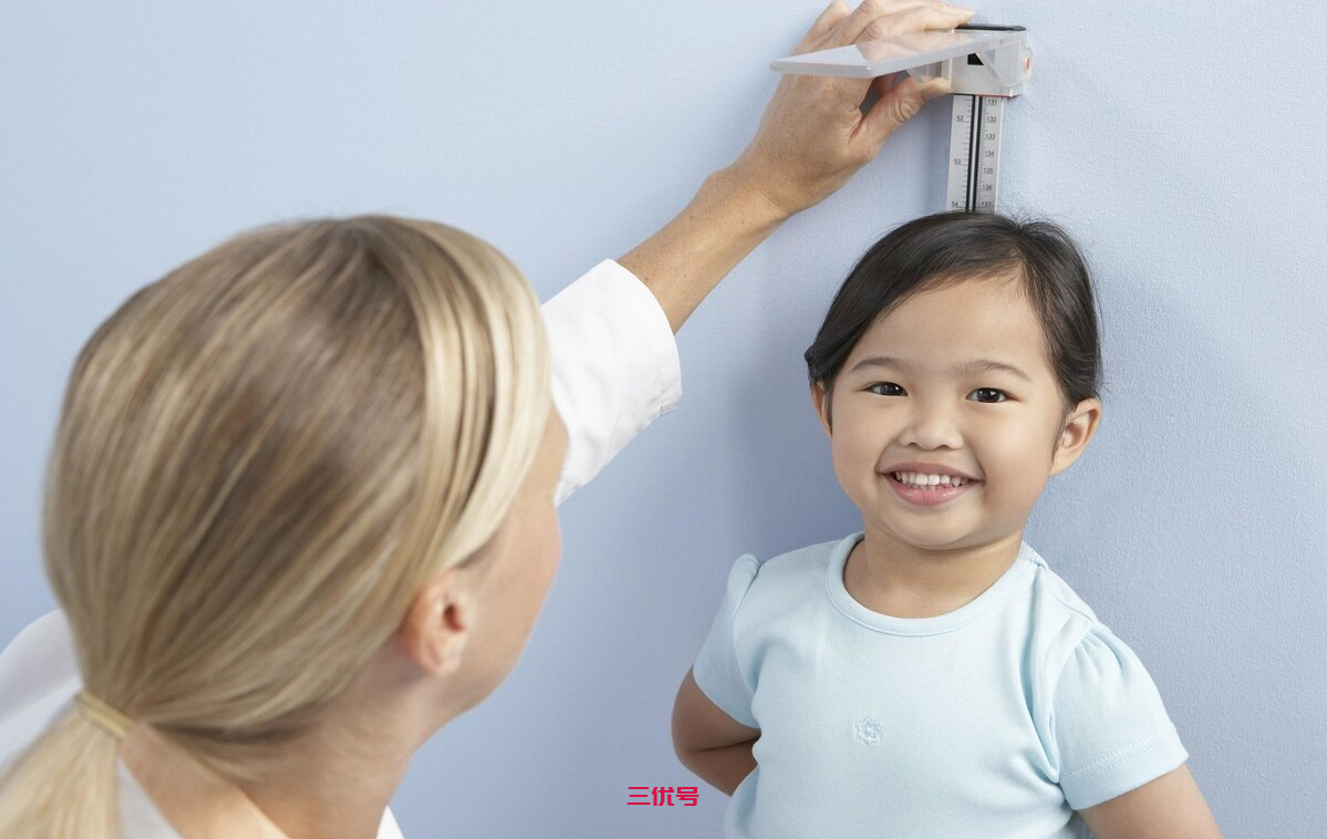 揭秘2021年最新兒童身高標(biāo)準(zhǔn)，如何關(guān)注孩子的健康成長？，揭秘最新兒童身高標(biāo)準(zhǔn)，關(guān)注孩子健康成長全攻略（2021版）