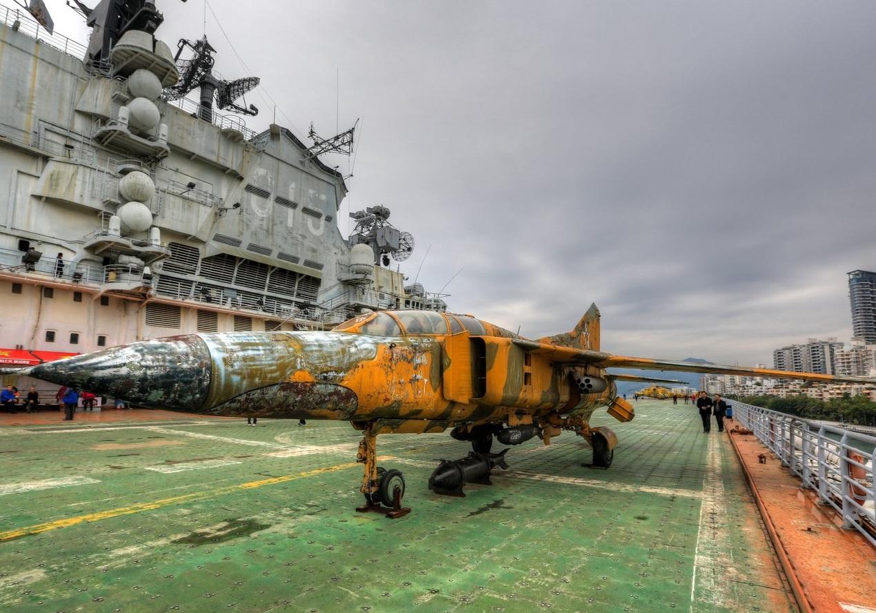 世界十大航空母艦排名，世界十大航空母艦排名榜單揭曉