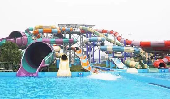 鄭州水上樂園，盡享水上樂趣的最佳勝地，鄭州水上樂園，盡享水上樂趣的絕佳勝地