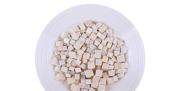 白茯苓，揭示其獨(dú)特的功效與作用，白茯苓的獨(dú)特功效與作用揭秘