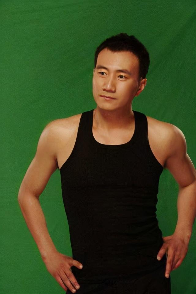 中國帥哥，魅力與風(fēng)采的展現(xiàn)，中國帥哥的魅力風(fēng)采展現(xiàn)