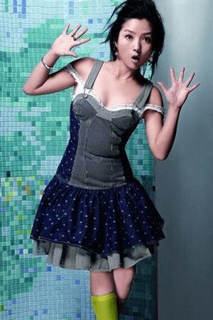 何捷個人資料簡介星座，揭示背景與星座特征，何捷背景揭秘，個人資料與星座特征一覽