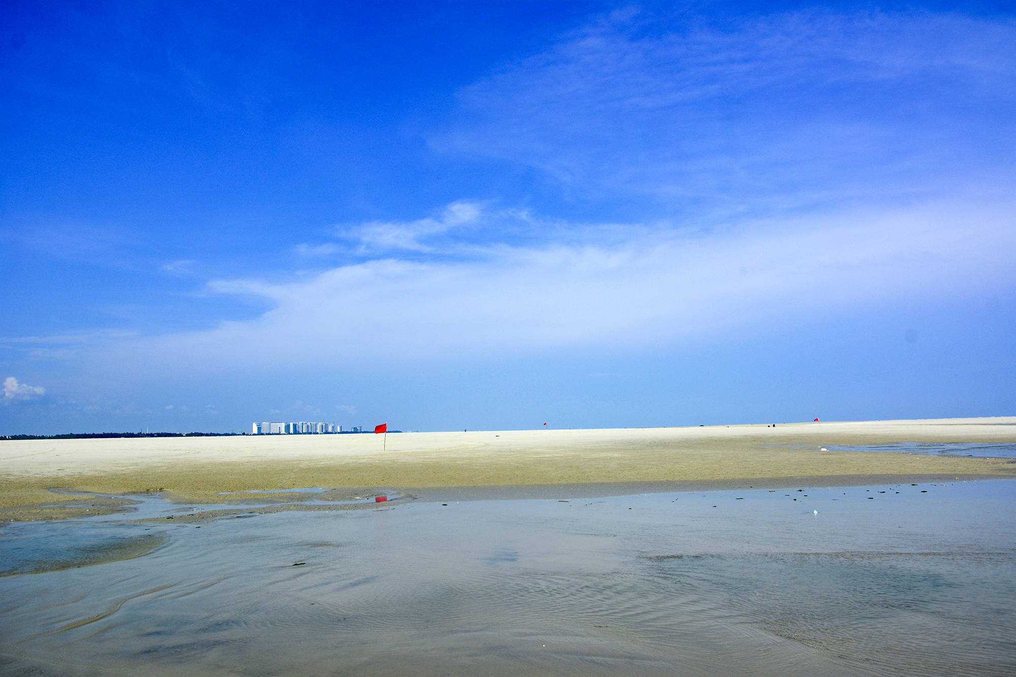 北海銀灘與潿洲島，哪個(gè)更吸引你？，北海銀灘與潿洲島，哪個(gè)更讓你心動(dòng)？