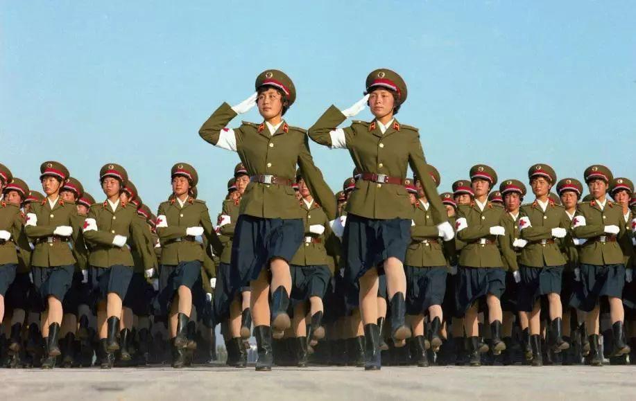 中國(guó)女兵，力量與榮耀的象征，中國(guó)女兵，力量與榮耀的璀璨象征