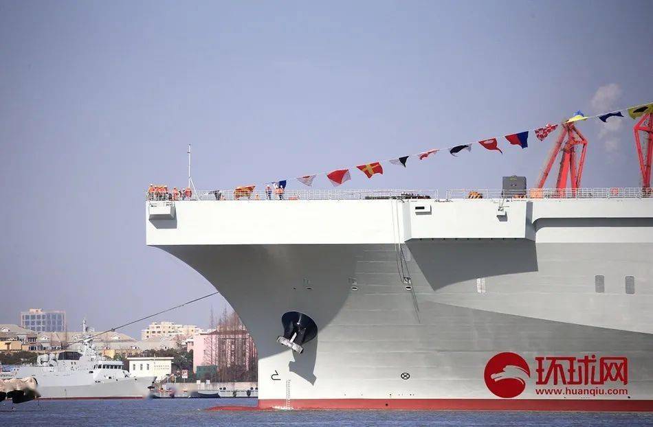 第三艘075安徽艦，中國(guó)海軍力量的新里程碑，中國(guó)海軍新里程碑，第三艘075安徽艦亮相