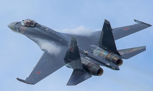 殲23火龍戰(zhàn)斗機(jī)圖片，探索中國先進(jìn)戰(zhàn)斗機(jī)的魅力，殲23火龍戰(zhàn)斗機(jī)，中國先進(jìn)戰(zhàn)斗機(jī)的魅力探索圖片展示