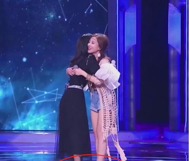 馮提莫個(gè)人資料身高深度解析，馮提莫個(gè)人資料及身高深度探究