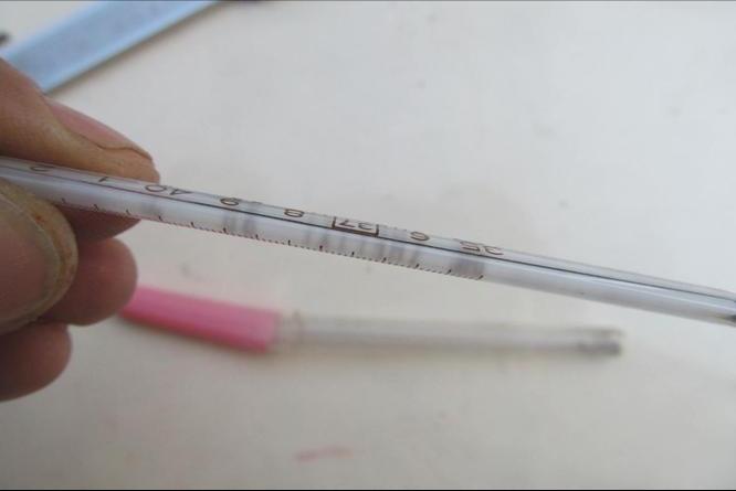 關(guān)于寶寶發(fā)燒的小妙招，如何應(yīng)對寶寶體溫達(dá)到38度的小技巧，寶寶發(fā)燒應(yīng)對指南，小妙招助你處理寶寶體溫38度問題