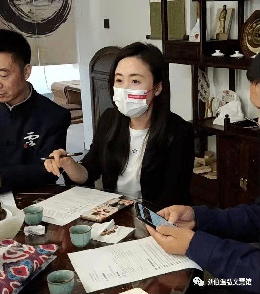 揭秘劉伯溫選一肖期期準(zhǔn)富婆背后的秘密，劉伯溫背后的秘密，富婆追捧背后的真相揭秘