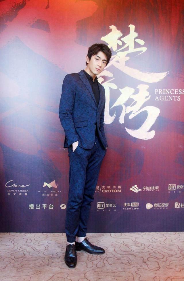 揭秘林更新實(shí)際身高，探尋真實(shí)數(shù)據(jù)與傳聞背后的真相，林更新真實(shí)身高揭秘，探尋傳聞背后的真相數(shù)據(jù)。