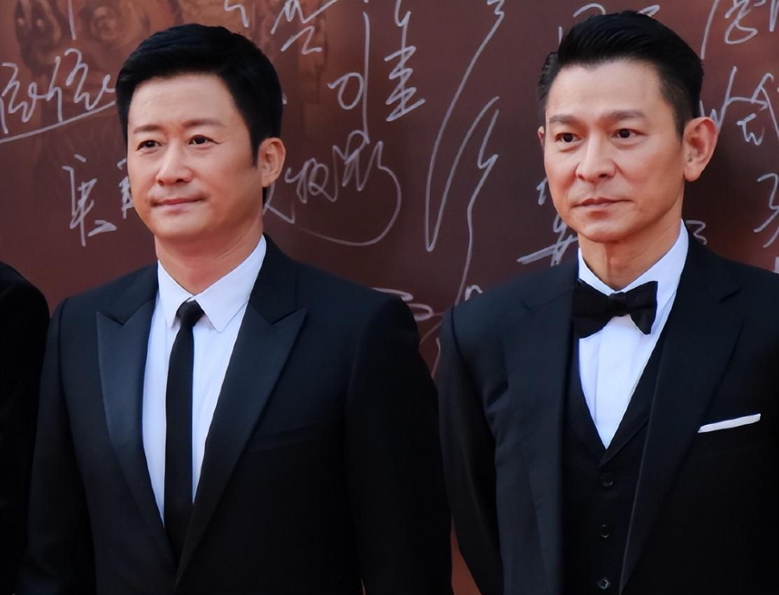 劉德華真實(shí)身高，揭秘天王巨星身高的真相，揭秘劉德華真實(shí)身高，天王巨星的身高真相