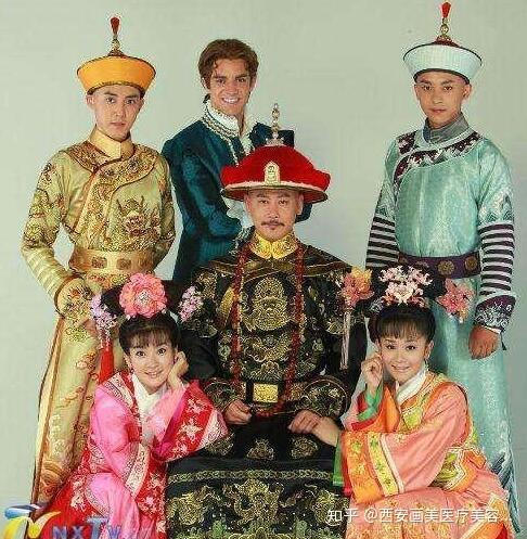 還珠格格演員表大全——重溫經(jīng)典角色與演員陣容，還珠格格經(jīng)典角色與演員陣容一覽