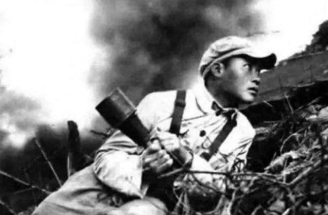 遼寧艦航母研發(fā)背后的英雄，那15位偉大科學(xué)家的犧牲與貢獻(xiàn)，遼寧艦航母研發(fā)背后的英雄，偉大科學(xué)家的犧牲與貢獻(xiàn)——致敬那15位英雄人物