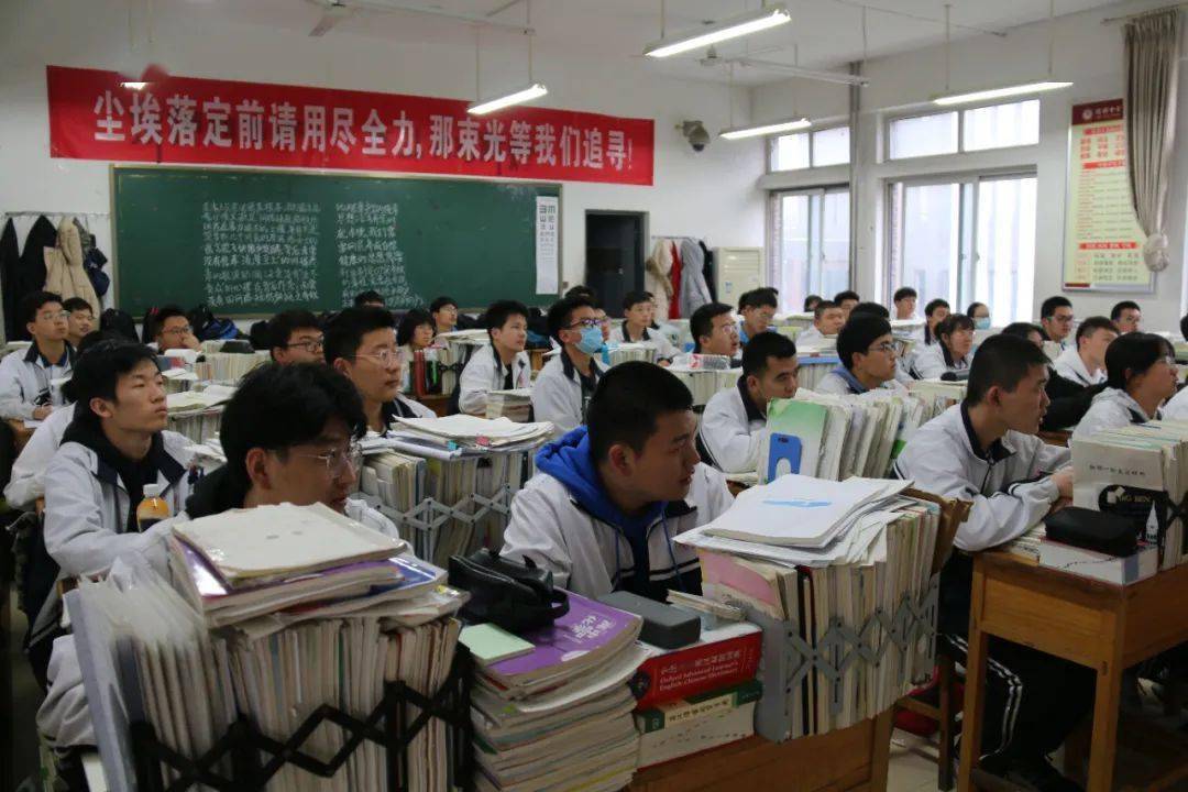 香港必中一組三中三，揭秘彩票背后的秘密與策略，揭秘彩票背后的秘密與策略，香港三中三必中組合探討