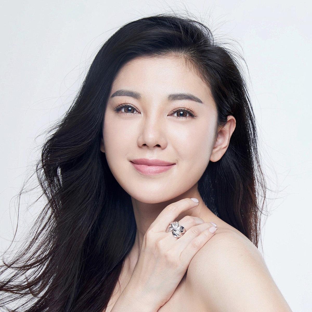 趙文琪演員，星光璀璨，演藝之路展現(xiàn)獨特魅力，趙文琪，星光璀璨演藝路，展現(xiàn)獨特魅力