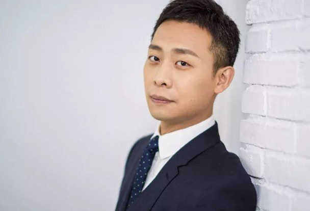 張譯初戀郭娜生前照，回憶與致敬，張譯初戀郭娜生平照，回憶與致敬的篇章