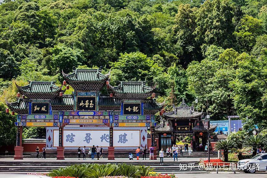 探索未來之旅，2024年成都旅游必去景點，2024年成都必游景點，開啟未來之旅的探索之旅