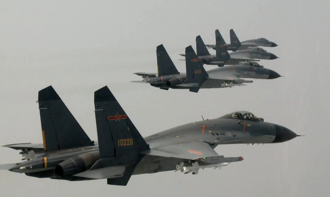 殲-11戰(zhàn)斗機數(shù)量及其在中國空軍中的地位，殲-11戰(zhàn)斗機數(shù)量及在中國空軍中的地位與影響