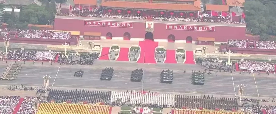 慶祝輝煌歷程，60周年大閱兵全程直播回顧與展望，慶祝輝煌歷程，大閱兵回顧與展望——紀(jì)念成立六十周年