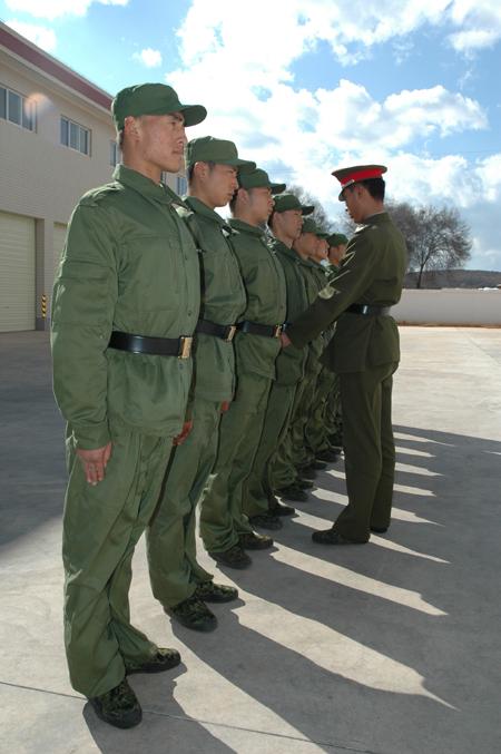 現(xiàn)在參軍的條件和要求，全面解讀招募政策，全面解讀招募政策，現(xiàn)役參軍的條件和要求詳解